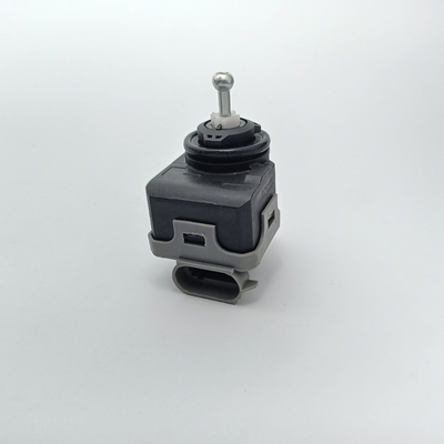 Plastique de noir de Nissan Headlight Level Motor Adjuster